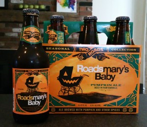 Roadsmary's Baby, Pumpkin Ale, Two Roads Brewing, Beer review, ale review, finfollower
