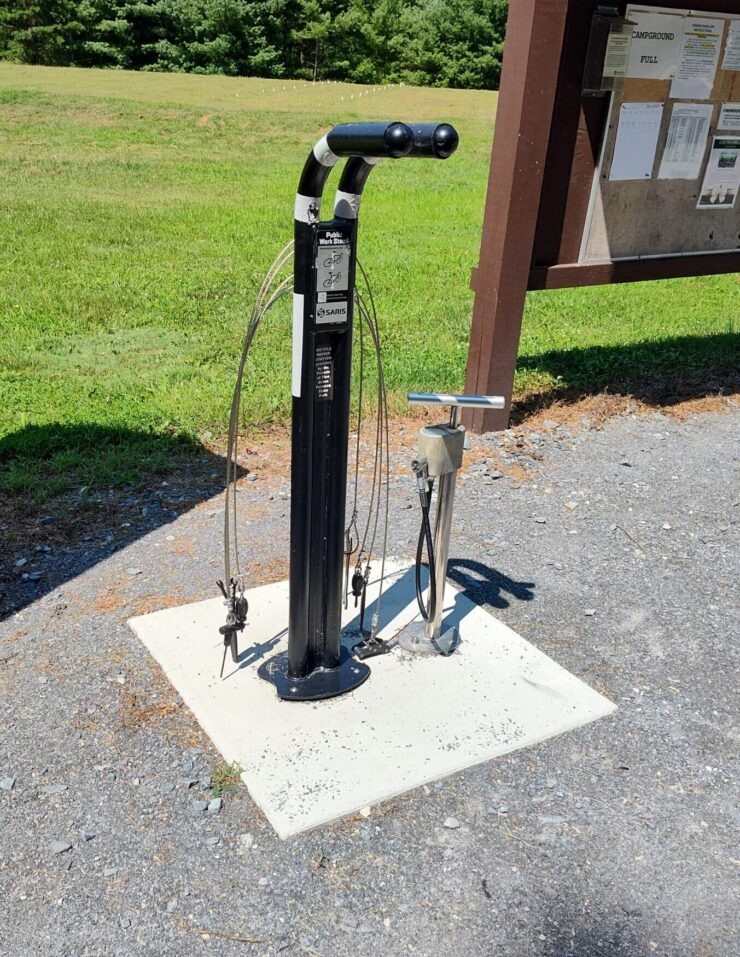 Bicycle Service Station